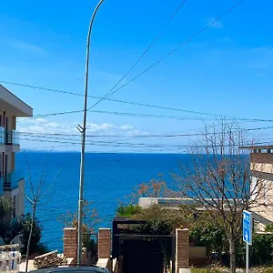 Hotel Seaside &, Sarandë