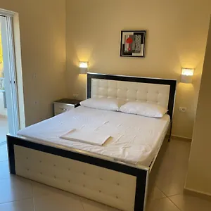 Guest house Honey, Sarande